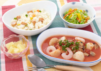 清島食品の給⾷