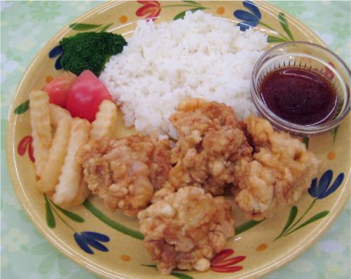 埼玉栄高等学校・中学校食堂の事例01