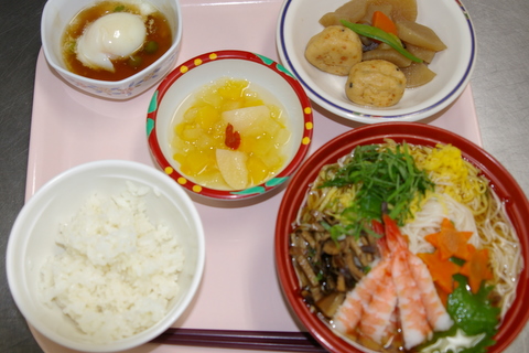 益水興産有限会社の施設給食