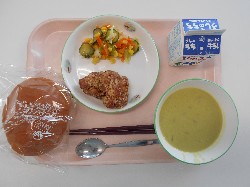 日本国民食_小学校給食_クリームスープ